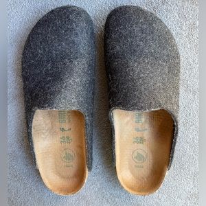 Birkenstock Amsterdam Vegan Clogs in Anthracite, size EU 36